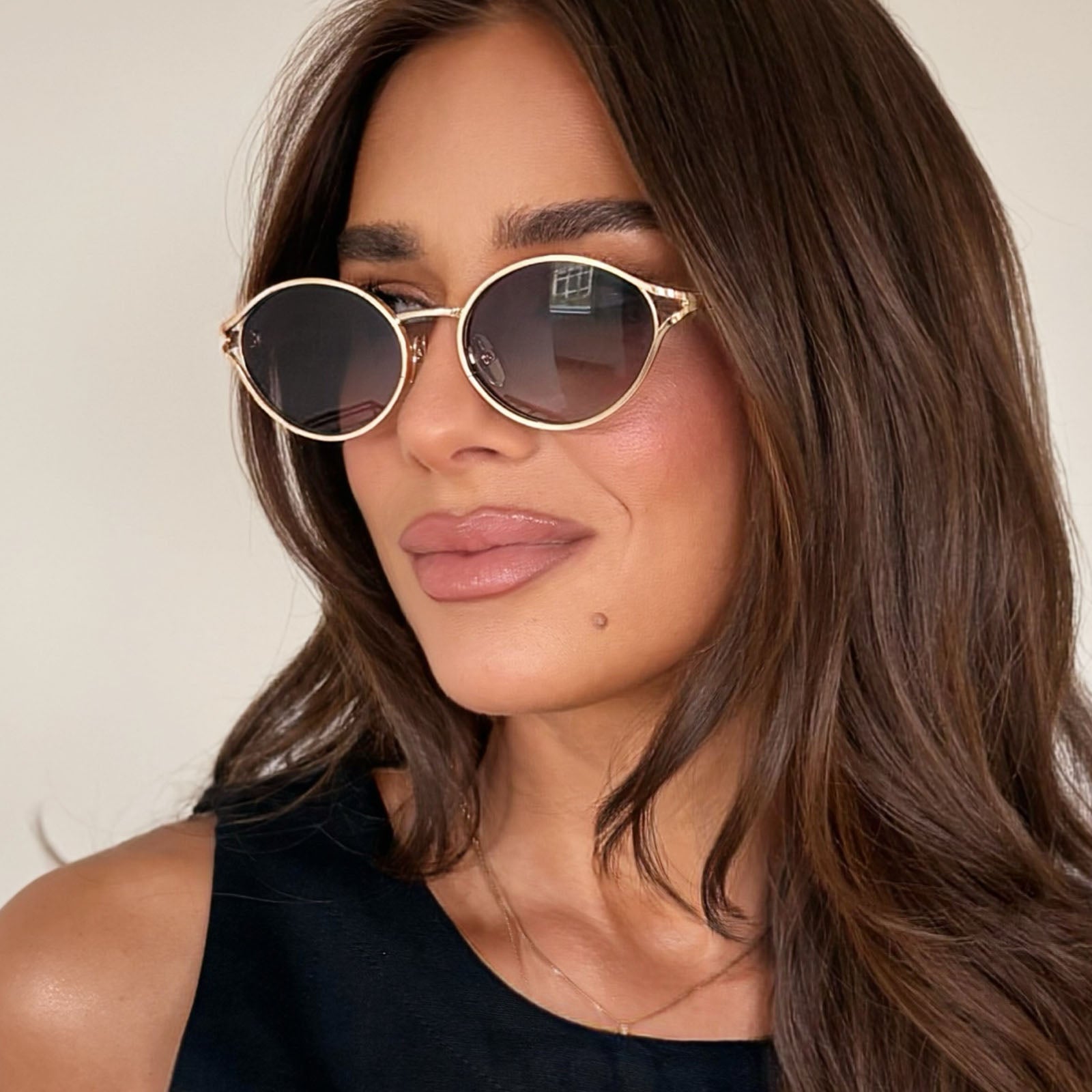 JESSIE JAMES DECKER - LIMONCELLO + GOLD + MILKY BLUE PEARL + GREY GRADIENT SUNGLASSES - Image 6