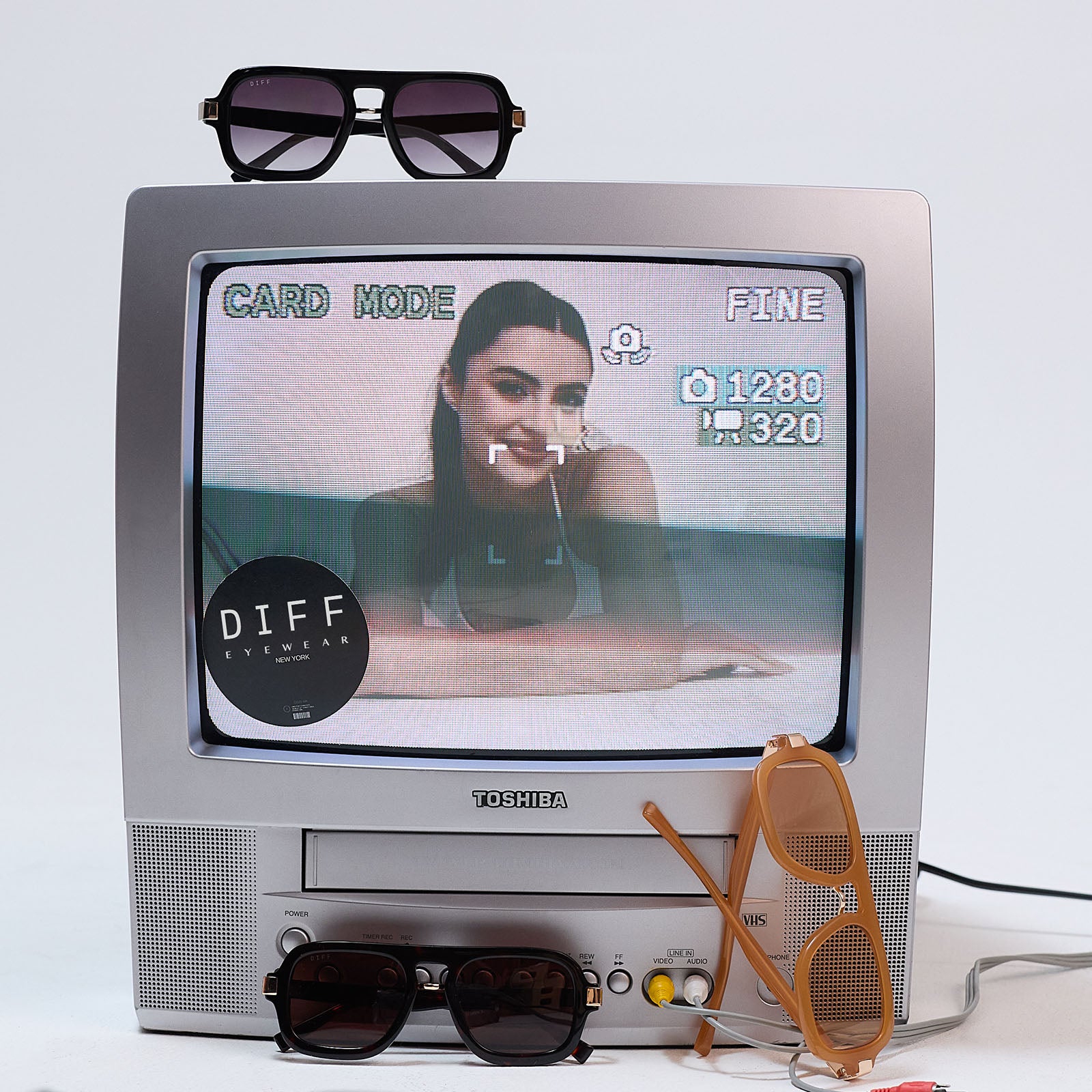 NAOMI - CEDAR TORTOISE + BROWN SUNGLASSES - Image 8