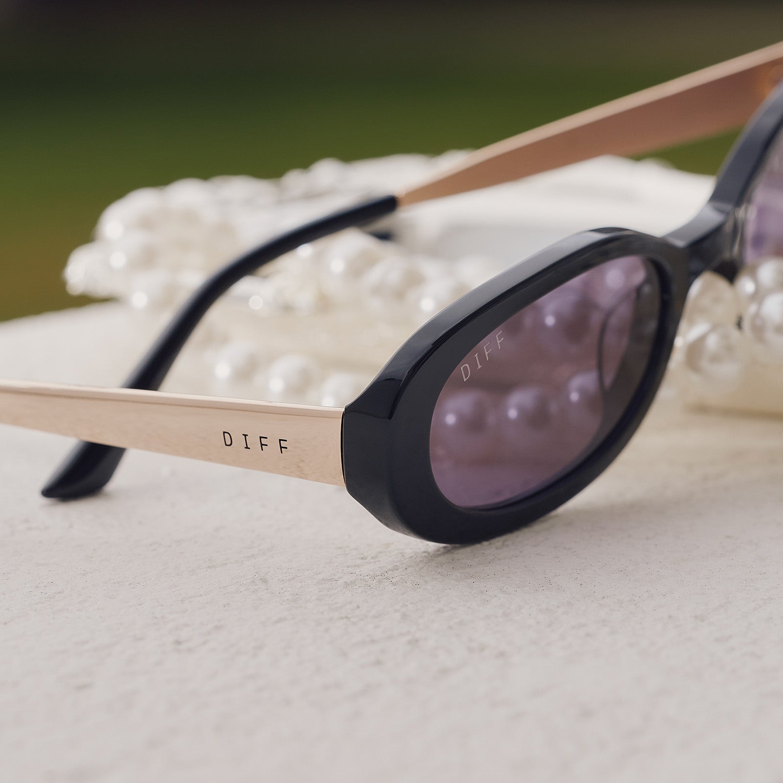NANCY - BLACK + GREY + POLARIZED SUNGLASSES - Image 6