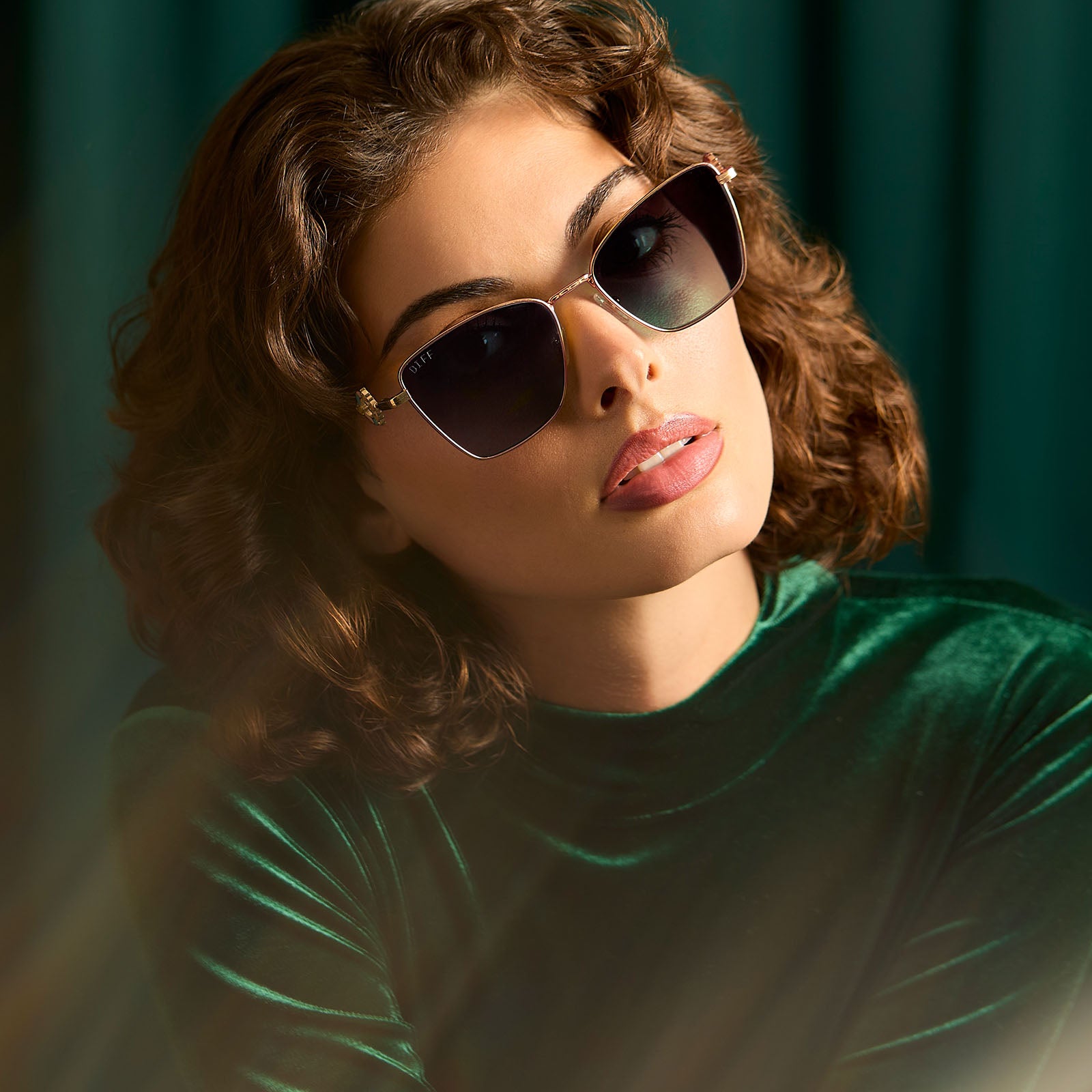 MCGONAGALL™ - GOLD + EMERALD CLOAK G15 SUNGLASSES - Image 5
