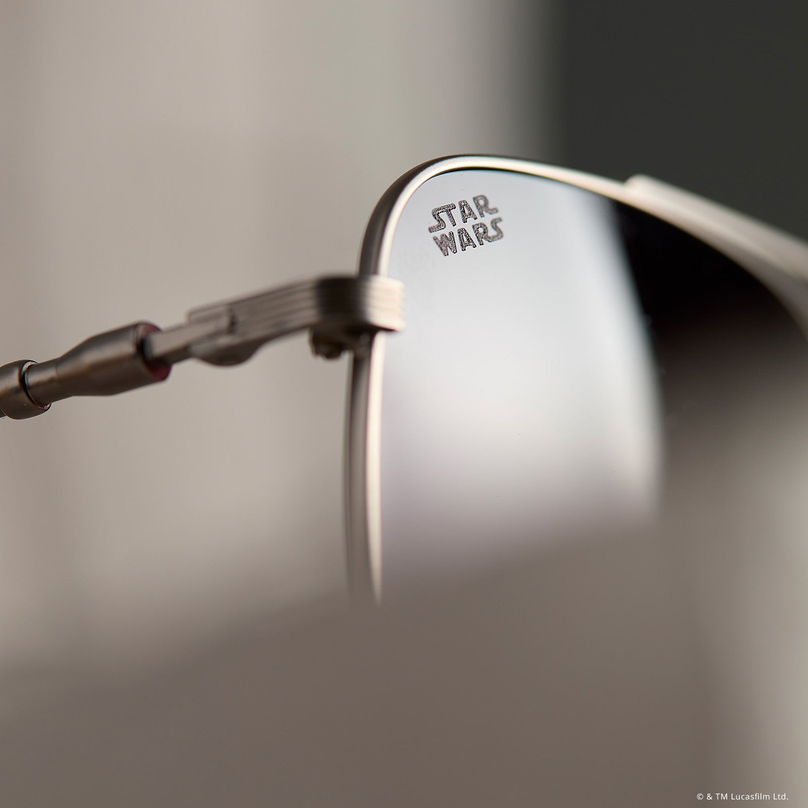 HAN SOLO™ 2.0 - BRUSHED DARK BLASTER GREY METAL + BROWN GRADIENT + POLARIZED SUNGLASSES - Image 5