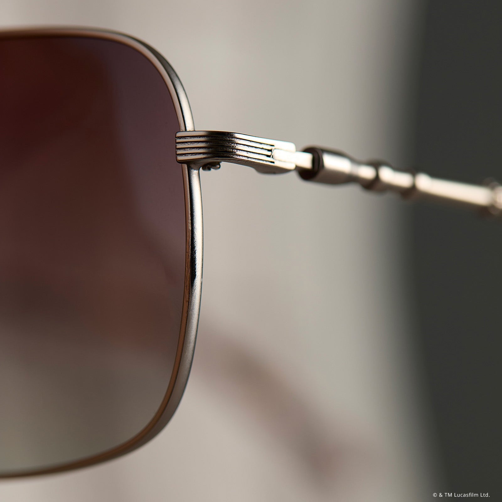 HAN SOLO™ 2.0 - BRUSHED DARK BLASTER GREY METAL + BROWN GRADIENT + POLARIZED SUNGLASSES - Image 7