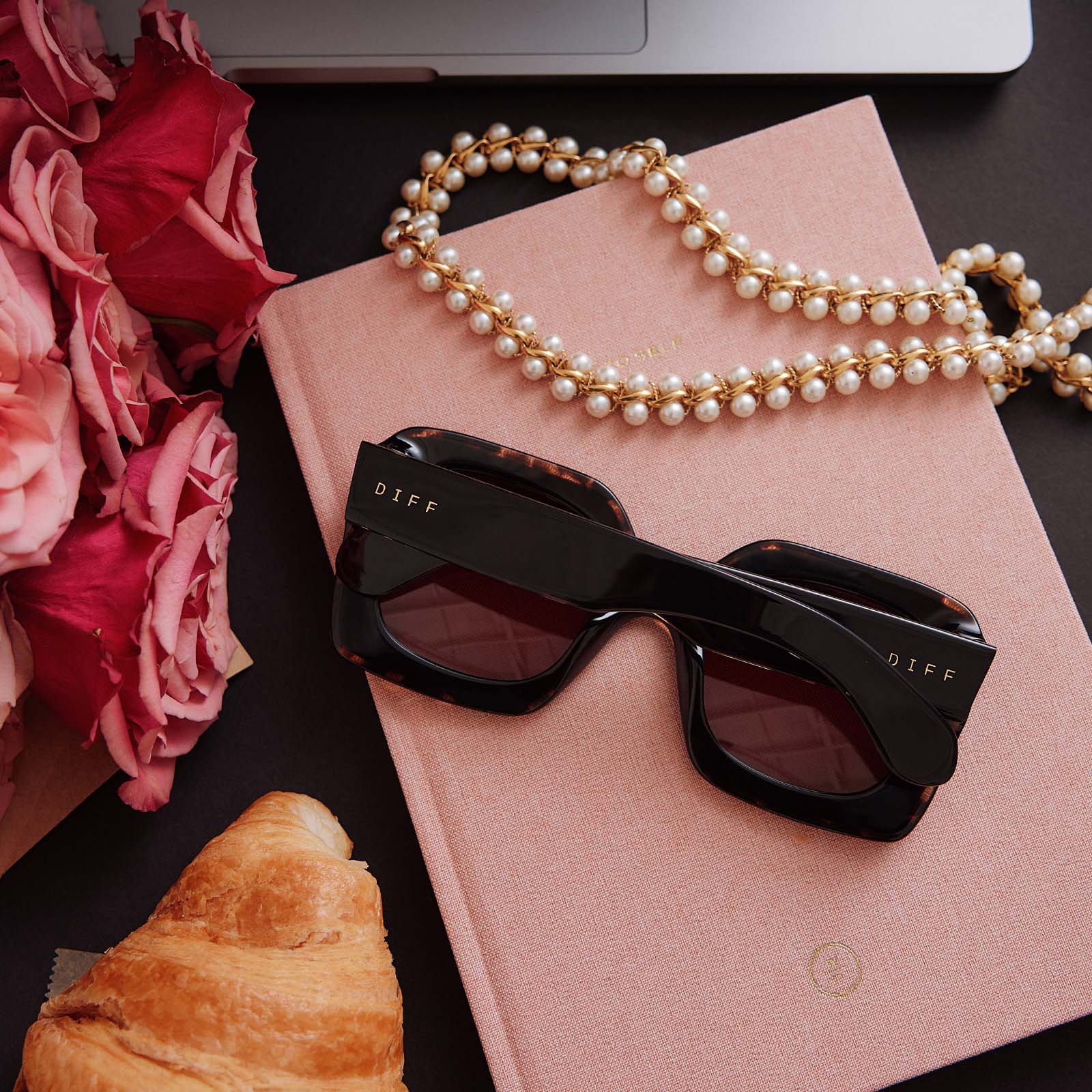 SAVOIR SQUARE - DARK TORTOISE + BROWN GRADIENT SUNGLASSES - Image 6