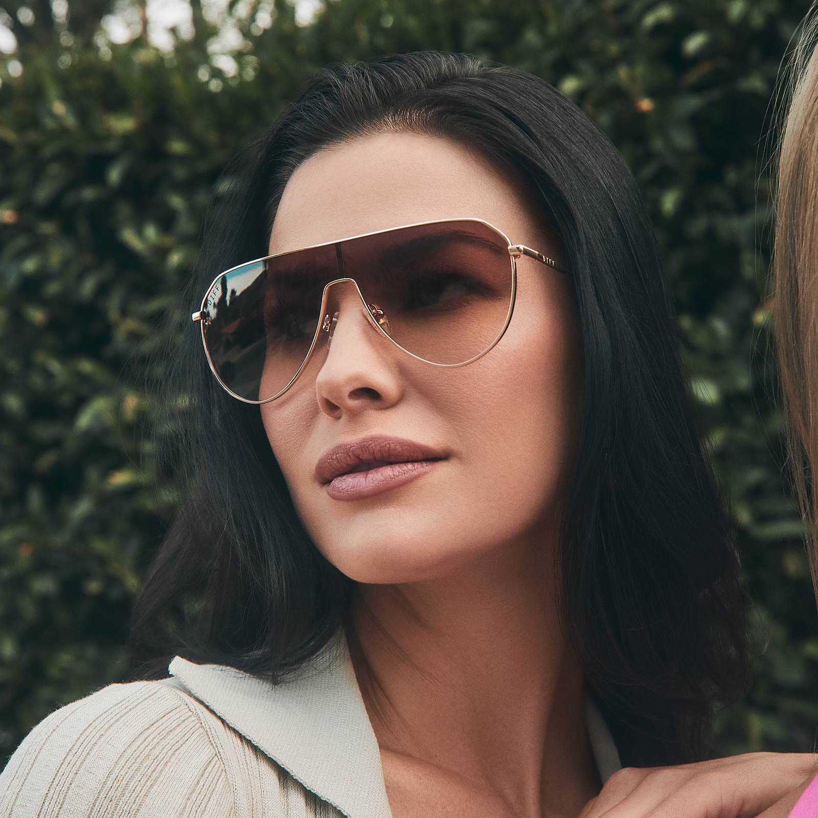 DASH SHIELD - GOLD + BROWN GRADIENT SUNGLASSES - Image 7