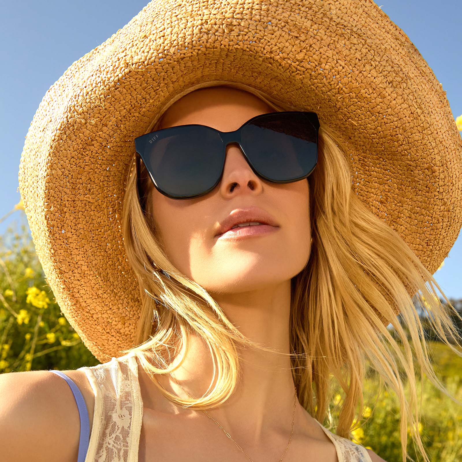GIA - BLACK + GREY SUNGLASSES - Image 7