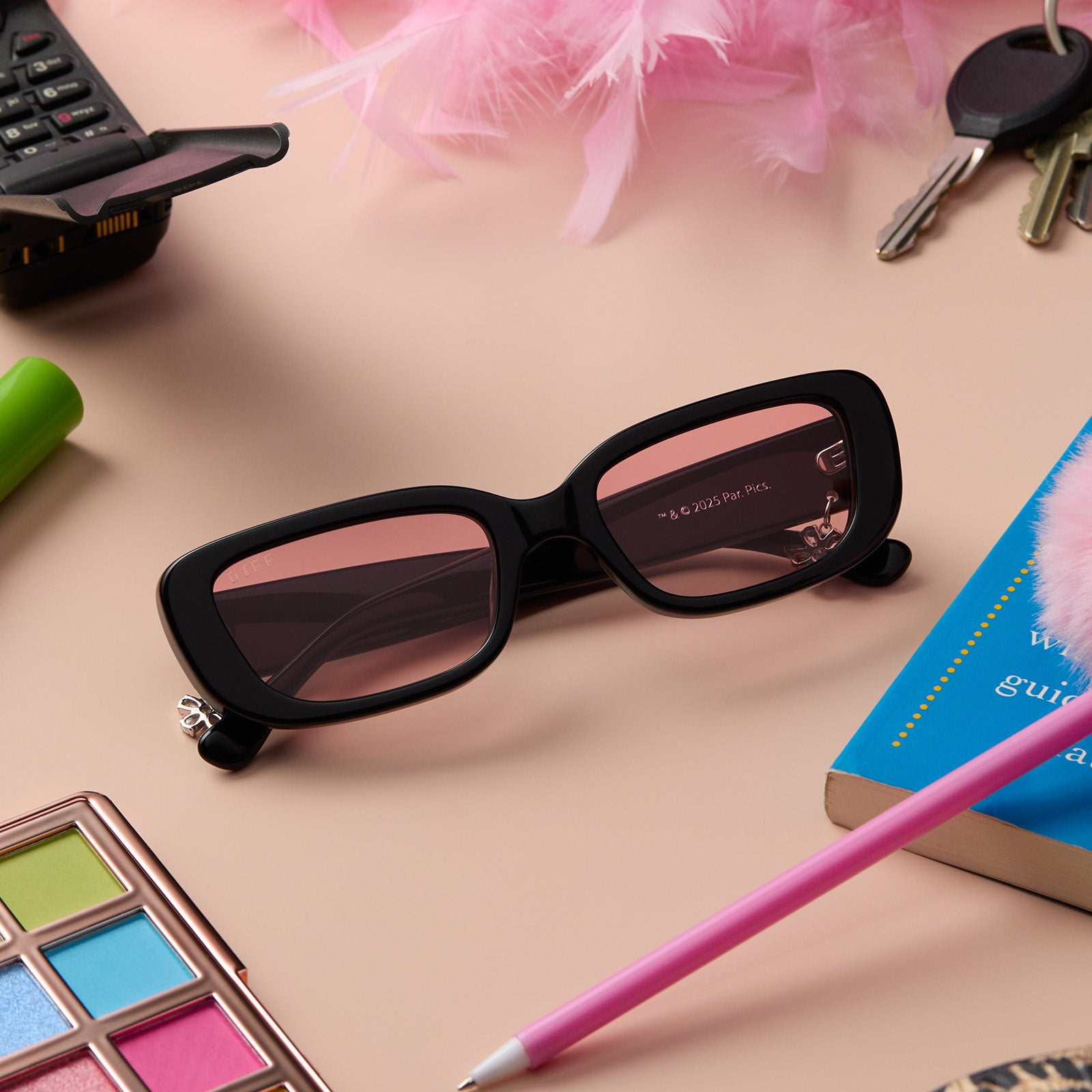 CHER - BLACK + PINK GRADIENT SUNGLASSES - Image 9