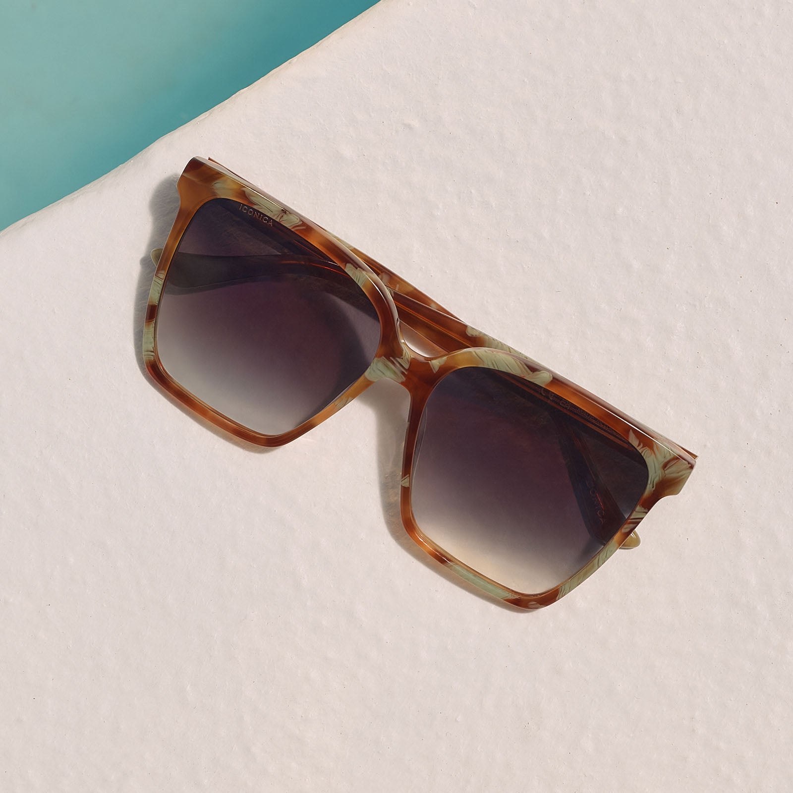 NAOMI - IONIAN TORTOISE + GREY GRADIENT + POLARIZED SUNGLASSES - Image 6