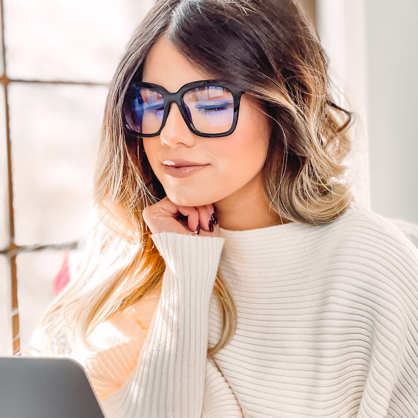 BELLA - BLACK + GLASSES - Image 6