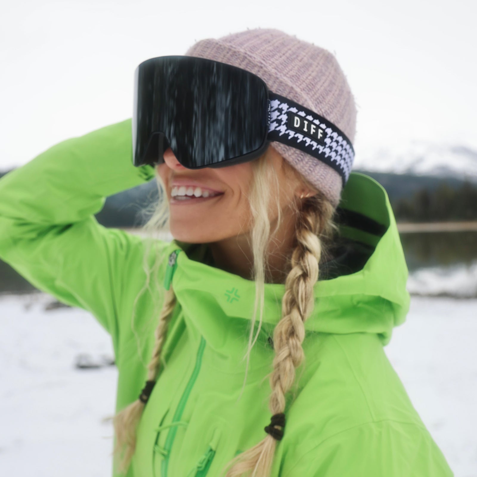 SNOW GOGGLES - FROST + HOUNDSTOOTH + SILVER MIRROR + POLARIZED GOGGLES & FREE AURORA PINK LENS - Image 14