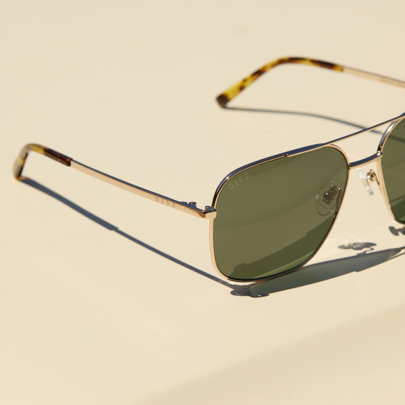JONAS - GOLD + G15 POLARIZED SUNGLASSES - Image 11