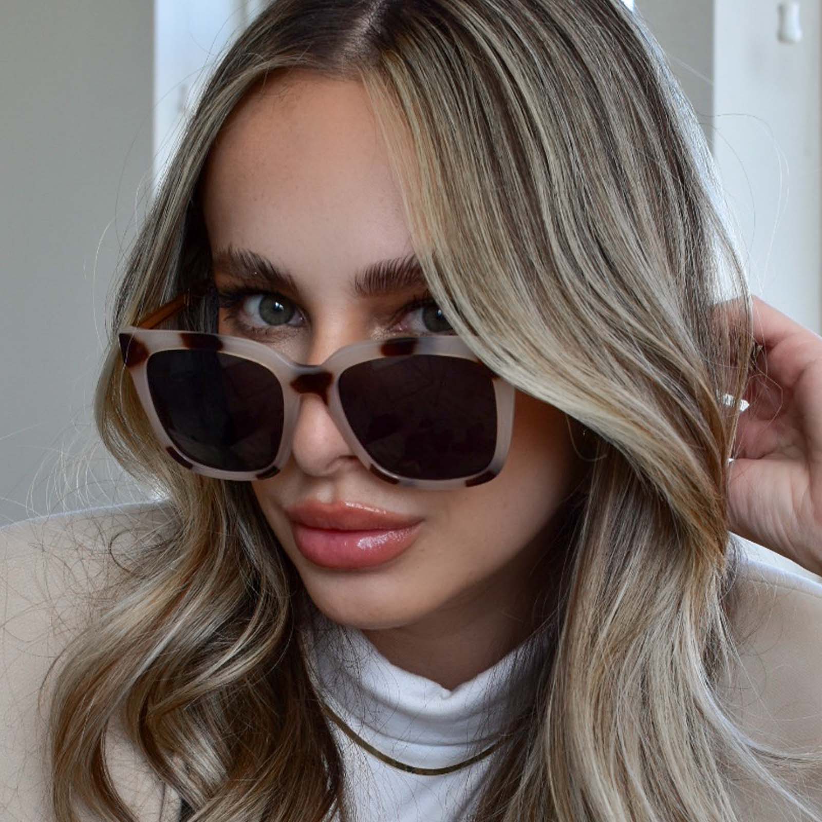 HAILEY - CREAM TORTOISE + SOLID GREY SUNGLASSES - Image 8