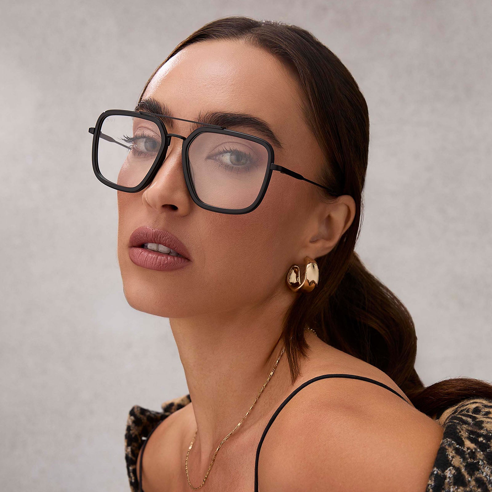 JORDAN - MATTE BLACK + BLACK TEMPLE TIPS + GLASSES - Image 5