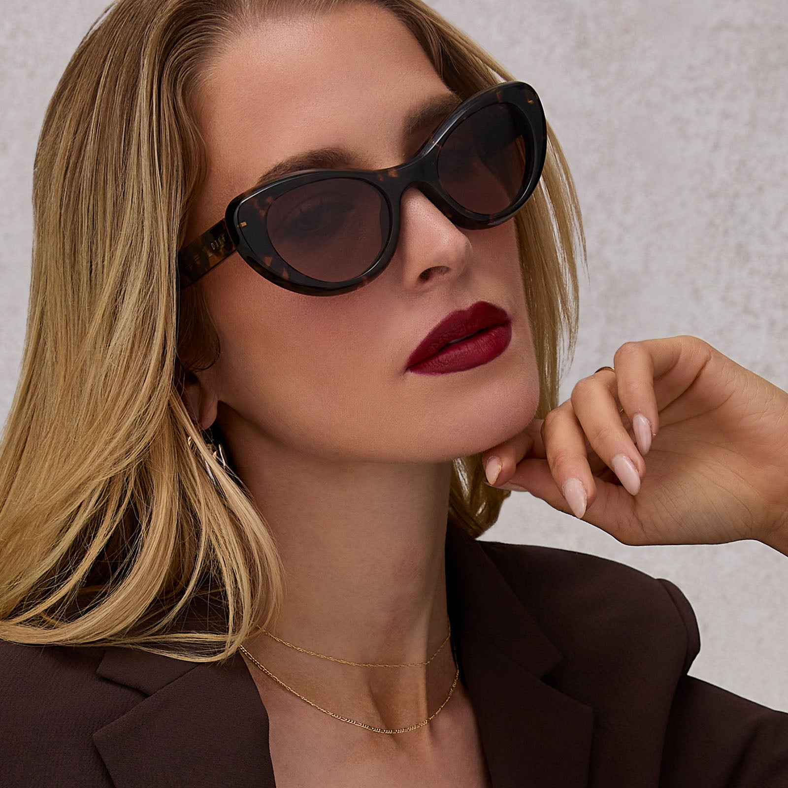 ZARIA - ESPRESSO TORTOISE + BROWN GRADIENT SUNGLASSES - Image 2