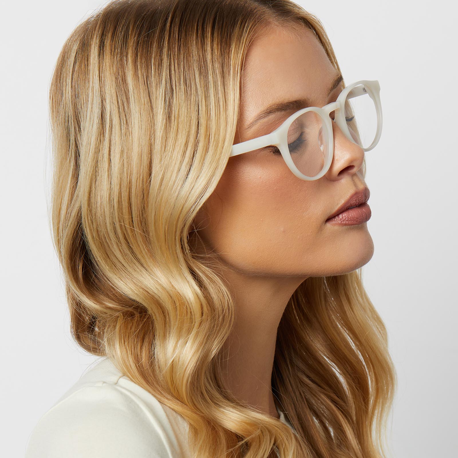 SAWYER - MERINGUE + GLASSES - Image 7