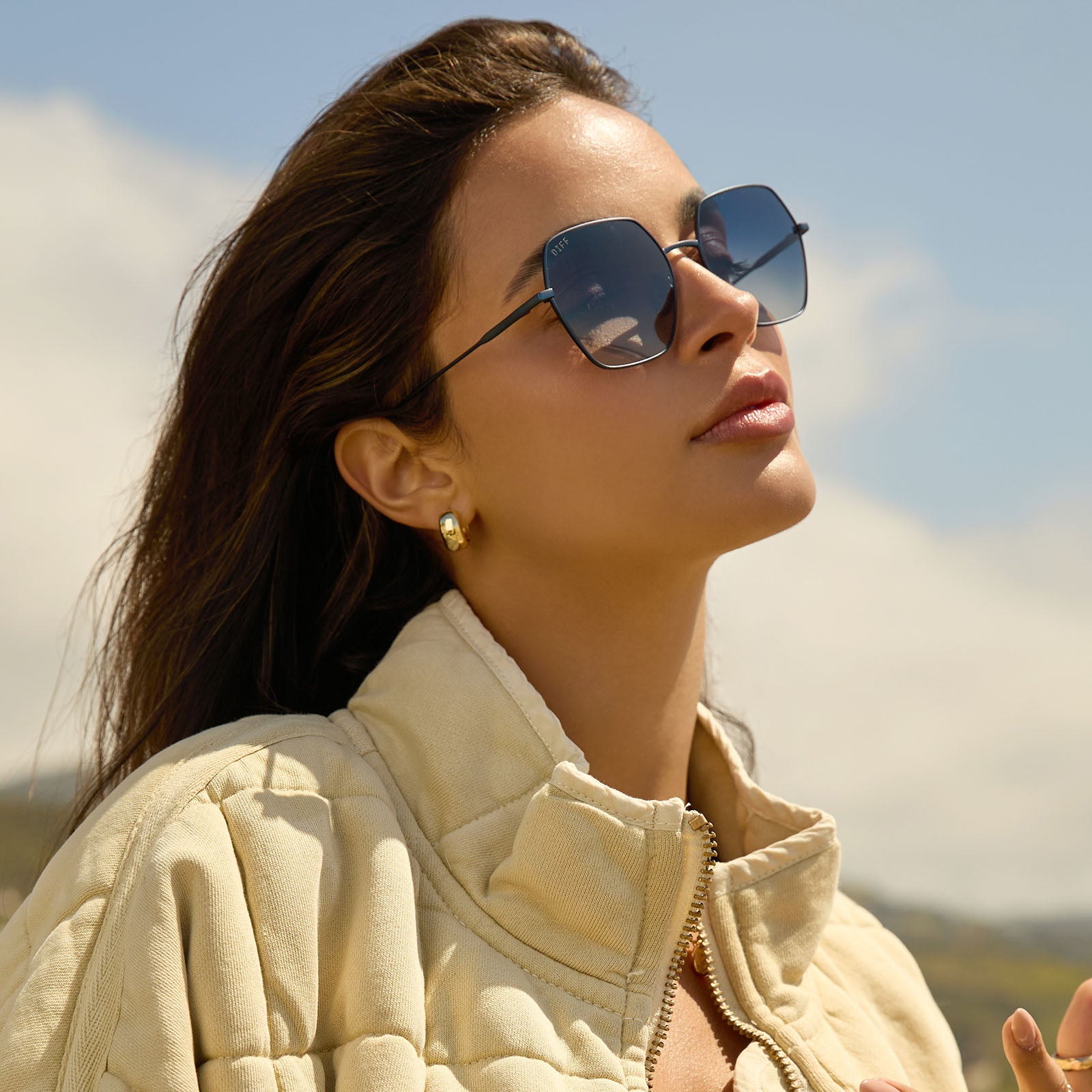 HARLOWE - DEEP NAVY METAL + AEGEAN BLUE FLASH SUNGLASSES - Image 6