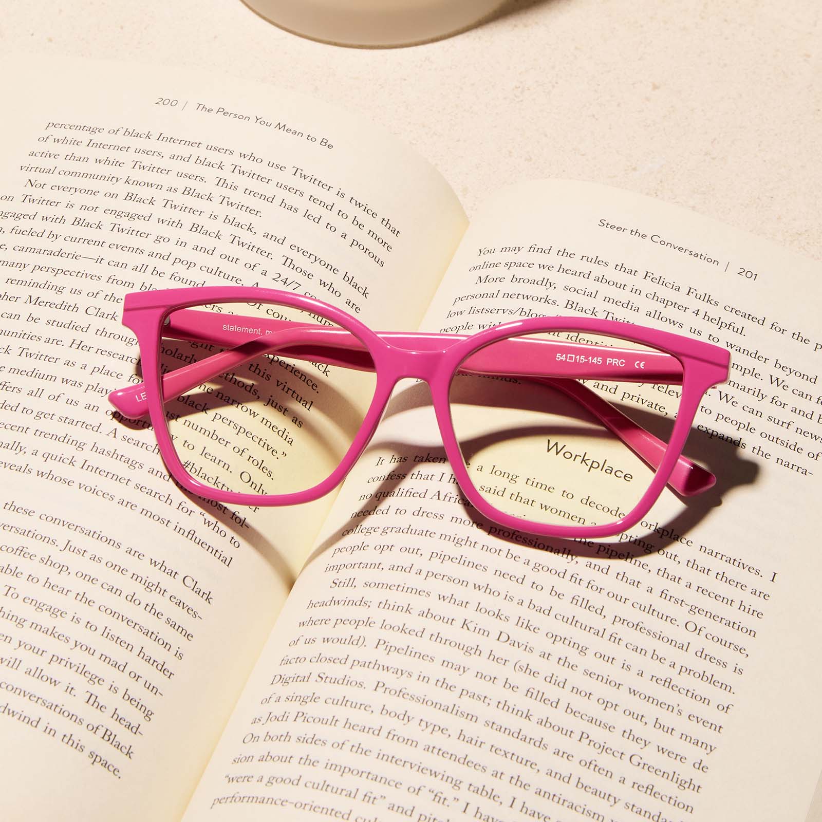 LEAH - BUBBLEGUM PINK + BLUE LIGHT READERS - Image 7
