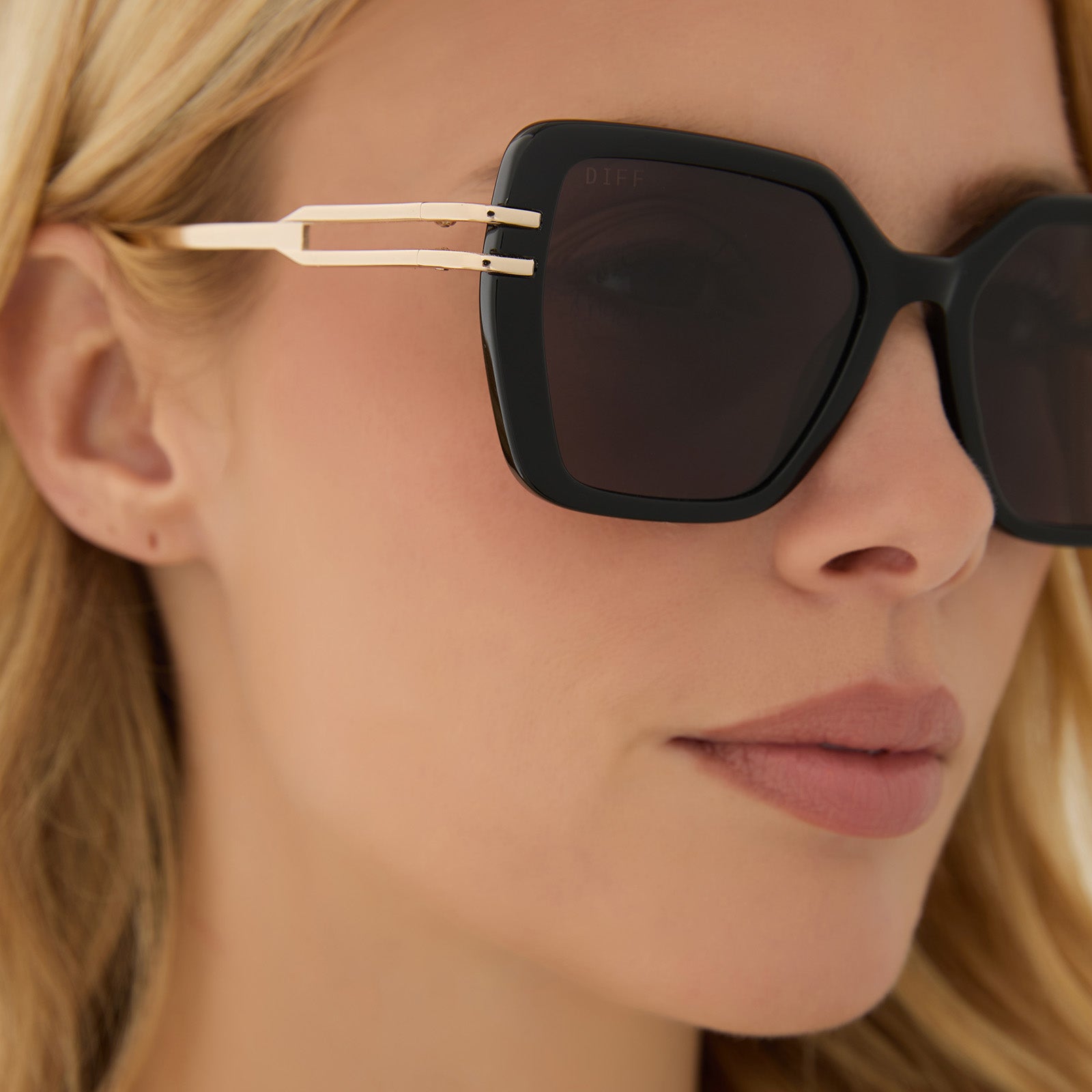 DASHA - BLACK + GREY SUNGLASSES - Image 8