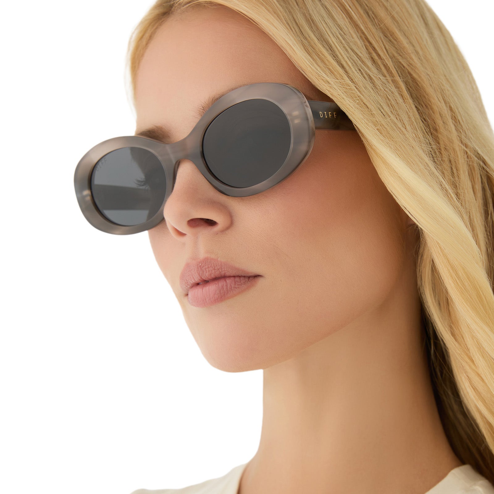 LAINEY - SMOKE MARBLE + GREY + POLARIZED SUNGLASSES - Image 8
