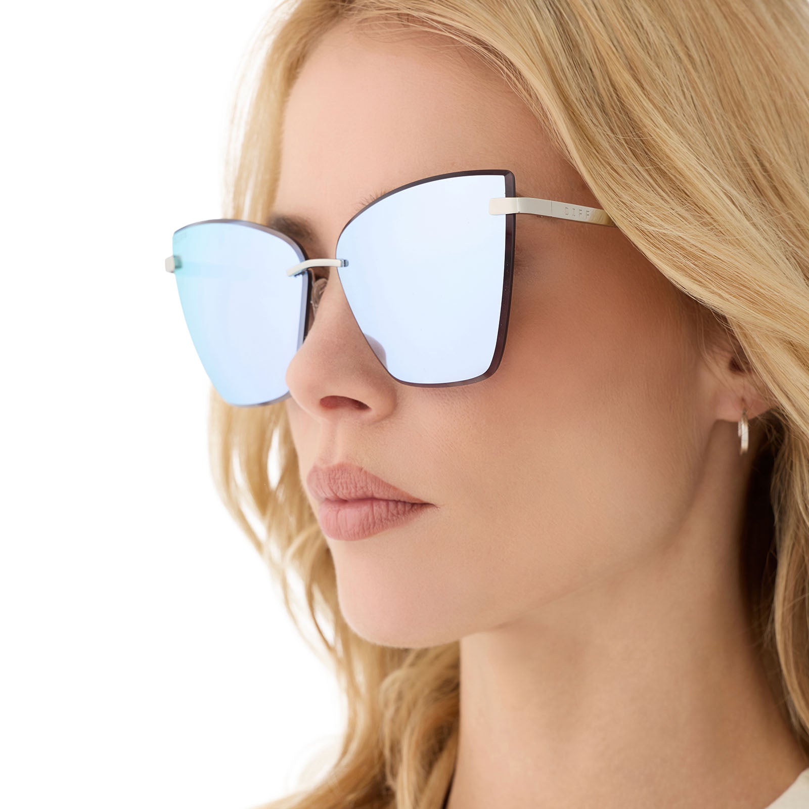 BECKY V - SILVER + LAVENDER MIRROR SUNGLASSES - Image 6