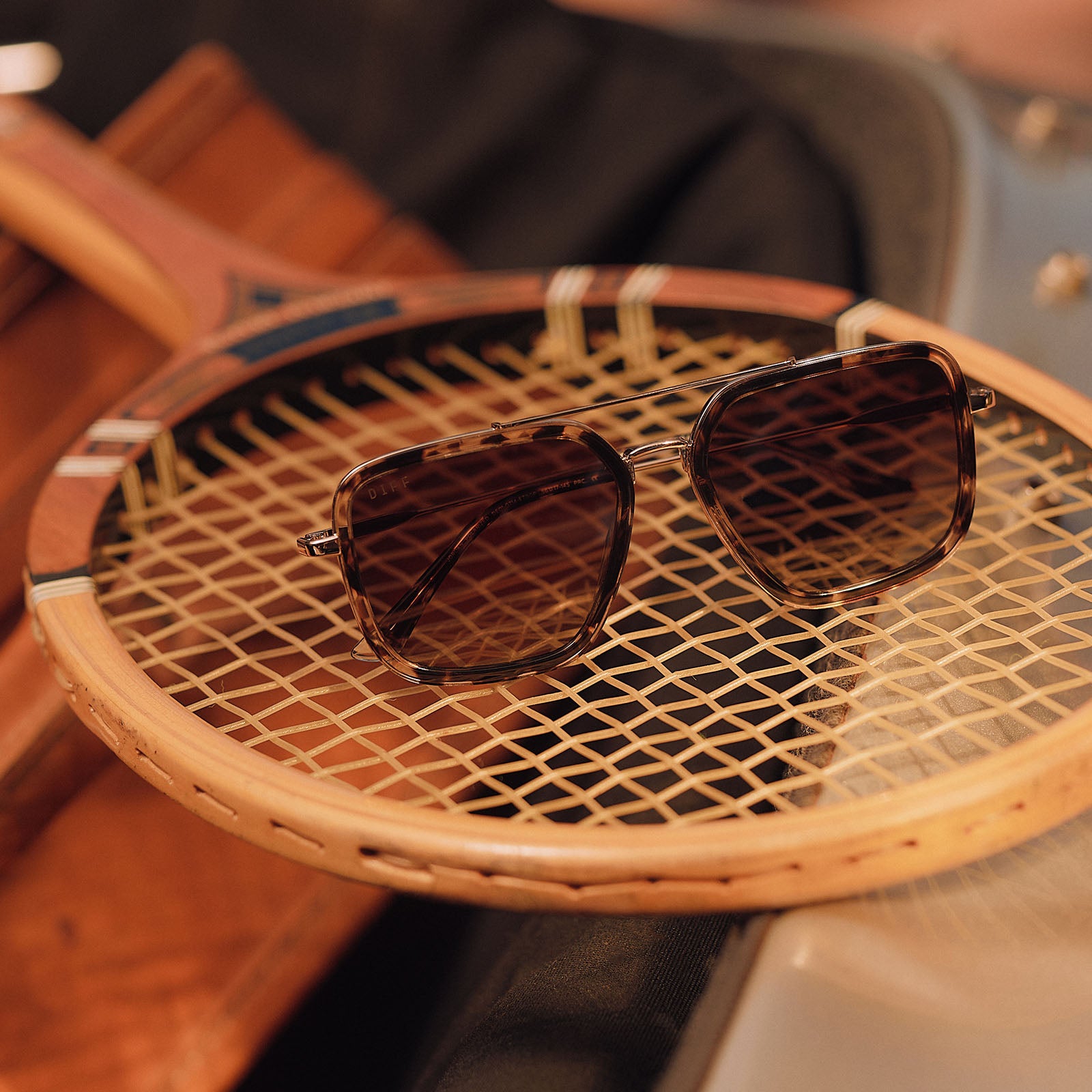 JORDAN - ESPRESSO TORTOISE + BROWN GRADIENT + POLARIZED SUNGLASSES - Image 6