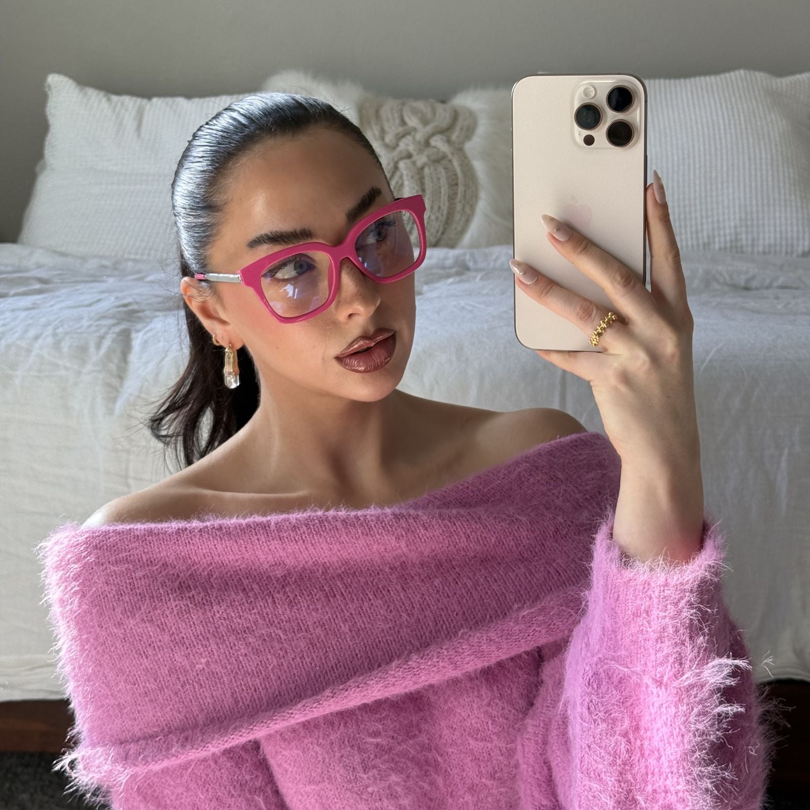 BELLA XS - BRIGHT PINK + GLASSES - Image 3