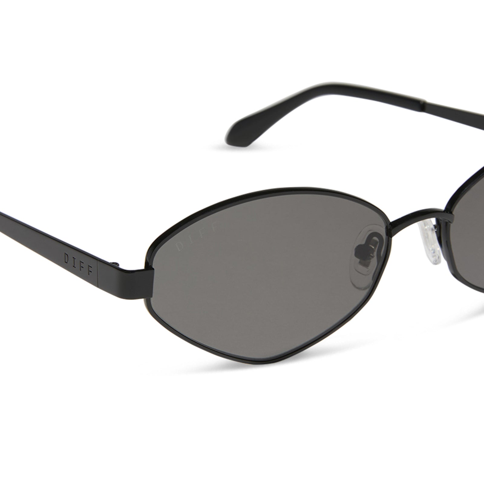JOJO FLETCHER - JORDY + BLACK + GREY + POLARIZED SUNGLASSES - Image 4