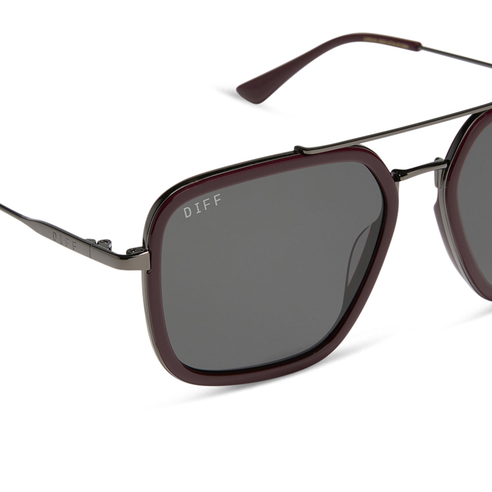 JORDAN - DARK CHERRY LACQUER + GREY GRADIENT + POLARIZED SUNGLASSES - Image 4