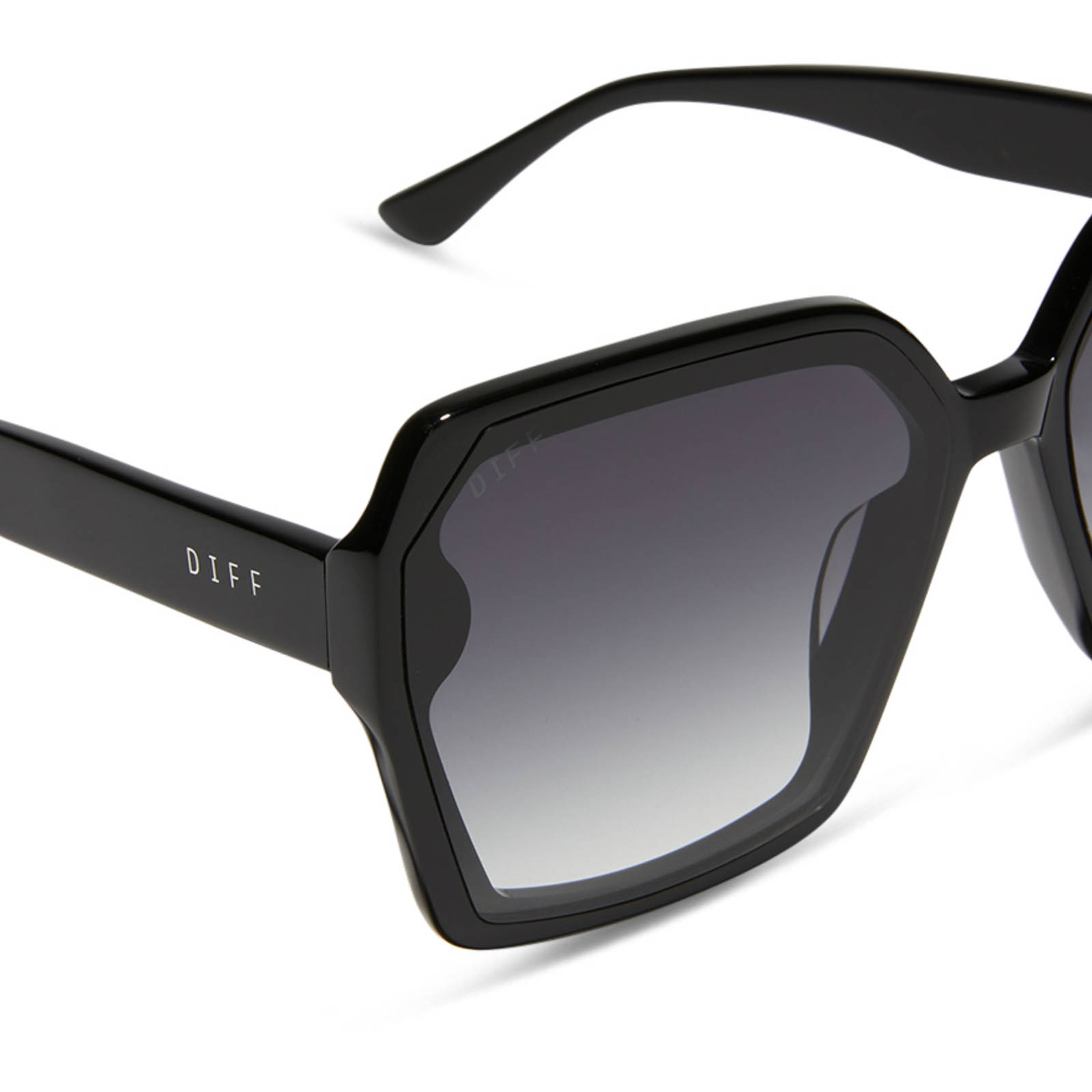 PRESLEY - BLACK + GREY GRADIENT SUNGLASSES - Image 4