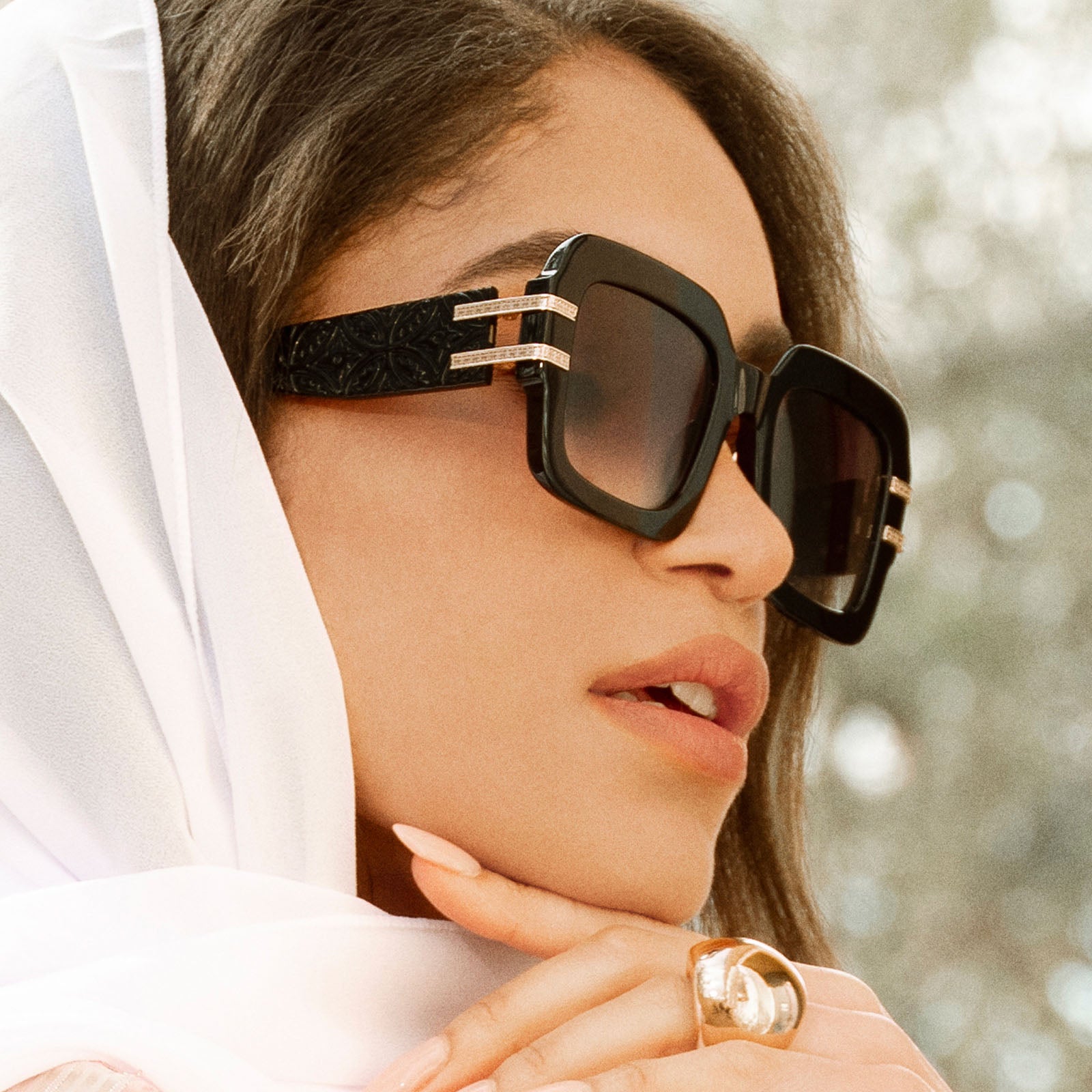 TANYA MCQUOID - LUXE BLACK + GLASSES - Image 2